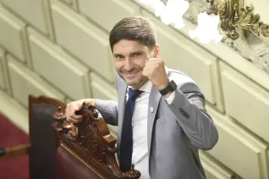 Nueva Constitución de Santa Fe: Pullaro podrá ir por la reelección en 2027