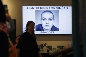 La icónica cantante irlandesa Sinéad O’Connor será retratada en una película