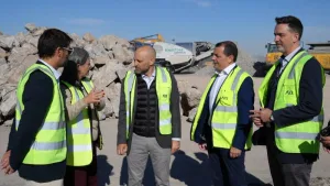 trabajos en la pista del aeropuerto