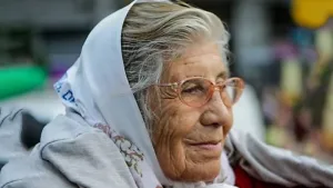 Azucena Díaz, histórica referente de Madres de Plaza de Mayo-falleció el 21.09.25