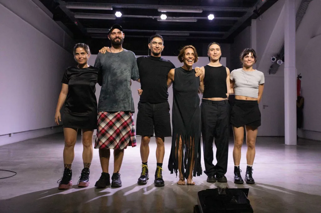 La obra  de  danza y autoficción “Materia bruta”, de Inés Armas y Juan Salvador Giménez Farfán, se presenta en el CEC