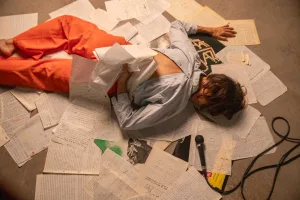 La obra  de  danza y autoficción “Materia bruta”, de Inés Armas y Juan Salvador Giménez Farfán, se presenta en el CEC