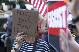 Tras el escándalo por la suspensión, el show de Jimmy Kimmel regresa a la programación de ABC