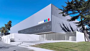 Aseguran que Telefé ya tiene un nuevo dueño y se trataría de un conocido empresario rosarino