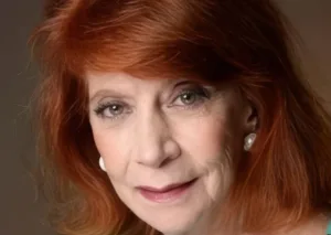 Profunda tristeza: a los 86 años, murió la actriz Adriana Aizenberg, referente del teatro, el cine y la televisión 