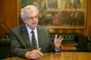 Gabriel Rubinstein: “Si hay que cambiar al equipo económico para revertir la crisis, que Mileil lo haga”