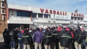 Fracasó la audiencia en Rosario y la UOM mantiene las protestas en Vassalli