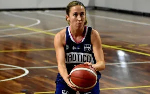 Náutico ratificó el 1 del femenino y este viernes definen Regatas con Talleres