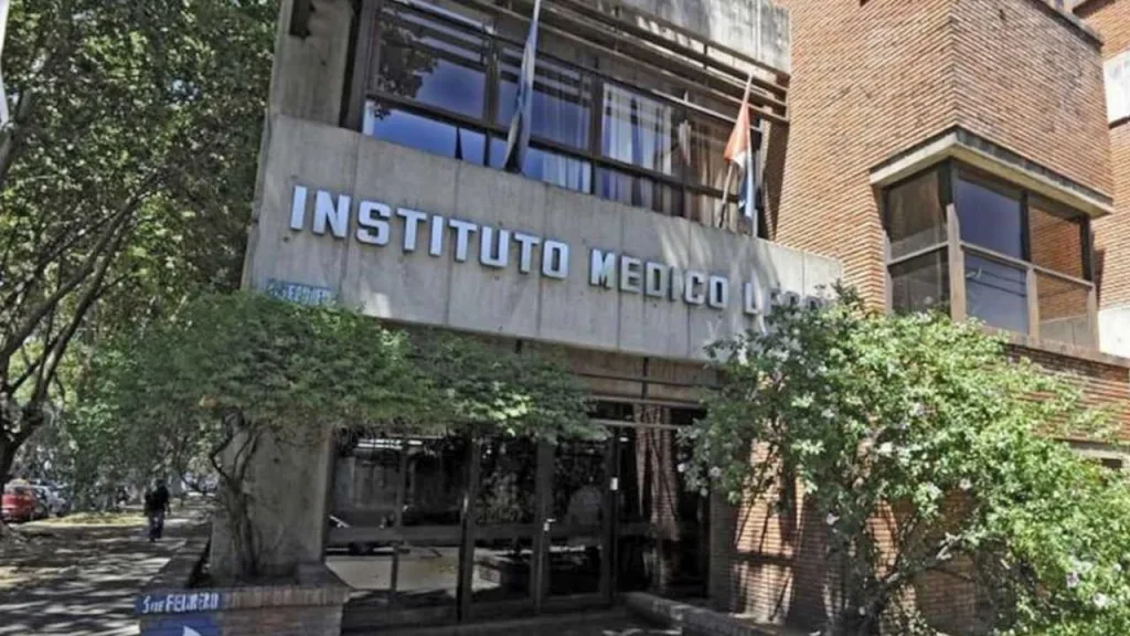 La autopsia del cuerpo hallado en el río Paraná frente a la Costanera central arrojó "un traumatismo de cráneo grave"