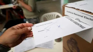 Roberto Corne: “Las encuestas hoy se usan para influir en la opinión pública”