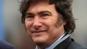 La confianza en el gobierno cayó 8,2% en septiembre y tocó el mínimo de la gestión Milei