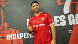 El insólito argumento del Kun Agüero para apoyar al gobierno de Milei: "El no tener para comer existe hace años"