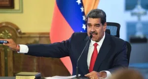 Maduro afirma que el relato de EE.UU. para justificar el despliegue militar es una "narrativa de Hollywood"
