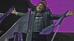 Milei rechazó las “operaciones”, defendió a su hermana y dijo que libertarios y peronistas están en “empate técnico”