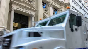 El Banco Central se niega a informar a la AGN dónde están los lingotes de oro llevados al exterior