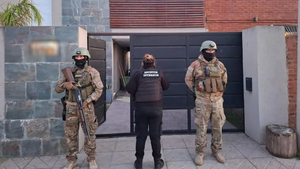 Cayó Rodrigo Ortigala, ex ladero de Alvarado y testigo protegido, por extorsiones a concesionarias de autos 