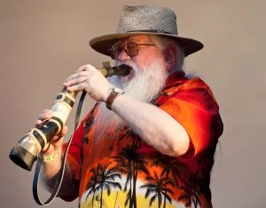 Hermeto Pascoal, el divergente y asombroso explorador que volvió música los sonidos de la naturaleza