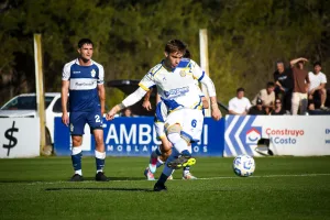 Panorama auriazul: Central se trajo un punto en la visita de la reserva al Lobo