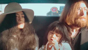 El hijo de John Lennon y una confesión impactante: dijo que a su padre “le pesaba tener que ser un Beatle”