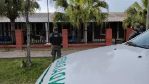 Allanaron la casa y la oficina del presidente comunal de Tartagal por presunta venta irregular de terrenos