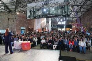 Más de 300 emprendedores de la provincia se reunieron
