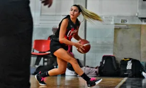 Adeo, Sacachispas y Unión de Arroyo Seco ganaron en el inicio de la Copa Plata del femenino