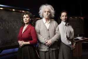 “Relatividad”: el lado oculto de Albert Einstein, contado desde la versatilidad y contundencia del actor Luis Machín