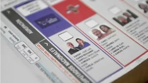 Se mantendrá en la boleta la cara de Espert