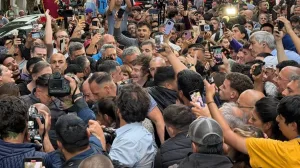 Milei de gira en el Gran Buenos Aires: pidió no votar "la barbarie de los Kirchner"