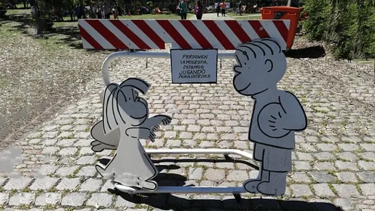 Muestra lúdica Imaginar la Ciudad-Francesco Tonucci-Municipalidad de Rosario y el CCPE