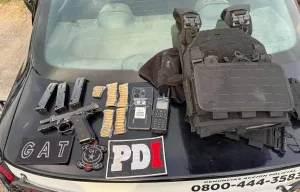 Detuvieron a dos policías por una entradera en Granadero Baigorria