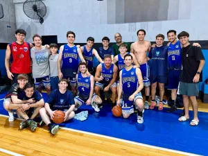 Universitario C volvió al triunfo y da pelea en la parte alta de la tabla