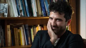 "Doctor Chinaski", el psicólogo rosarino que está bajo investigación por denuncias y dichos polémicos