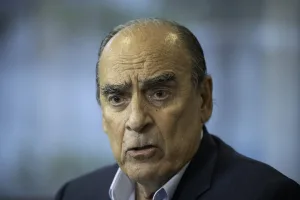 Francos cargó contra Santiago Caputo y reavivó la interna libertaria: "Es bueno que asuman responsabilidades"