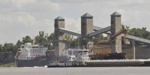 Tras el ataque pirata en el Paraná, armadores paraguayos piden más controles en la hidrovía