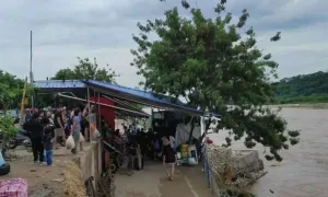 Cientos de argentinos quedaron varados en Bolivia tras la crecida del río Bermejo
