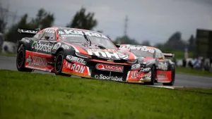 Turismo Carretera: en un final de película, Canapino superó sobre el final a Rossi y se llevó el triunfo en San Nicolás