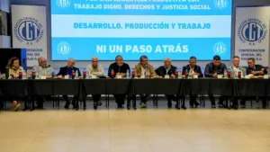 La CGT cierra filas contra la reforma laboral y se prepara para bloquear el proyecto: "Ni un paso atrás"
