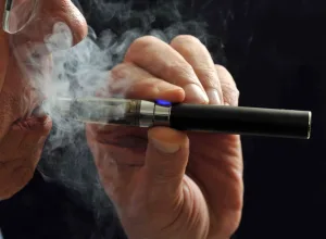 Los cigarrillos electrónicos están alimentando una nueva ola de adicción a la nicotina