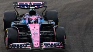 Colapinto se benefició con las descalificaciones de los pilotos de Williams y largará 16 este domingo en el GP de Singapur