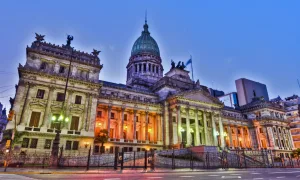 Cuántas bancas pone en juego cada fuerza política en las elecciones de este domingo y qué busca cada una