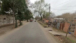 Asesinaron a puntazos a un hombre en la Vía Honda