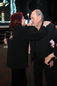 La Noche de los Magazine 2025 de Carlos Bermejo: un refugio para la cultura y el arte en medio del tembladeral 