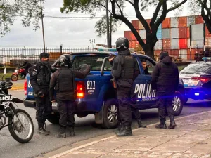 Robo violento a un hombre en el barrio República de la Sexta: detuvieron a cuatro jóvenes