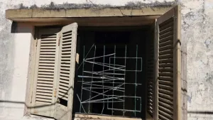 Violenta entradera en una vivienda de barrio Sarmiento: se llevaron dinero, un televisor y una computadora