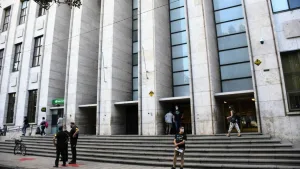 A los 50 años le reconocen que es hija extramatrimonial y podrá usar el apellido del padre