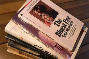 Debate en Estados Unidos: crecen las prohibiciones de libros que son impulsadas por grupos conservadores