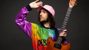 Después de sorprender con una versión de “Montaña Roja” de La Renga, Lichi llega a Rosario este miércoles gratis