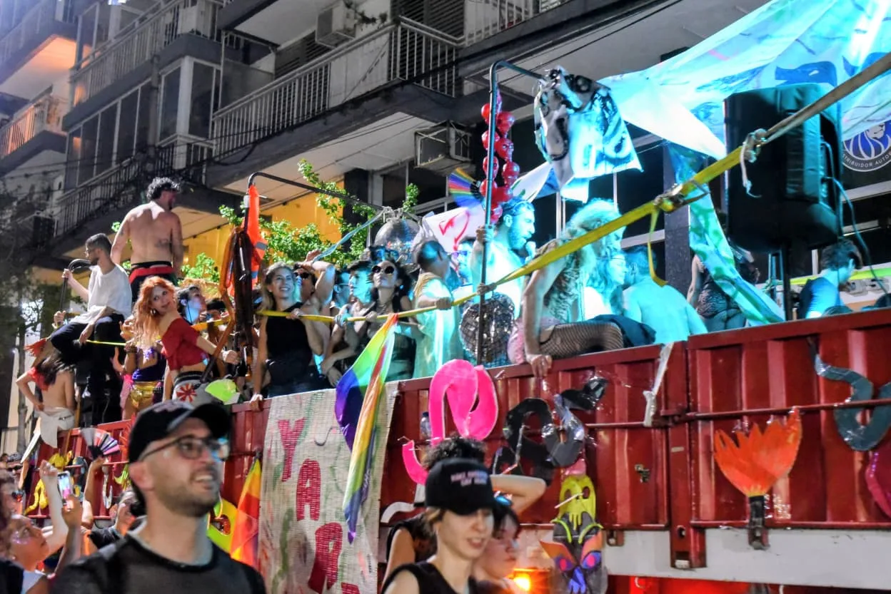 Colores, música y lucha: la Marcha del Orgullo recorrió Rosario