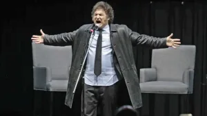 Antes de la nueva gira federal, Milei inicia la semana con el lanzamiento de su libro y un show musical